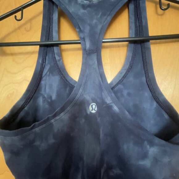 Lululemon Nulu Tank - Picture 3 of 4